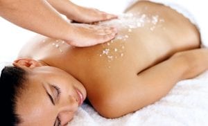 prepara tu piel con peeling corporal ar