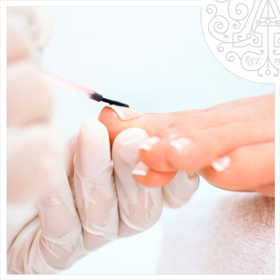pedicura-con-semipermanente-ar